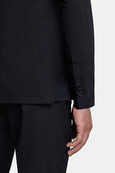 BLACK SUIT 5