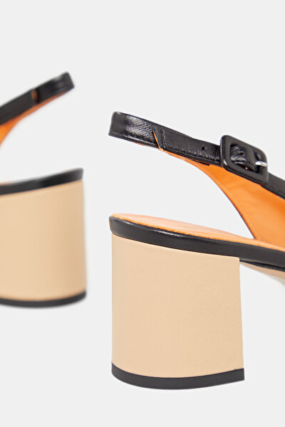 BEIGE LEATHER SHOE 5