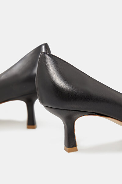 BLACK LEATHER SHOE 5