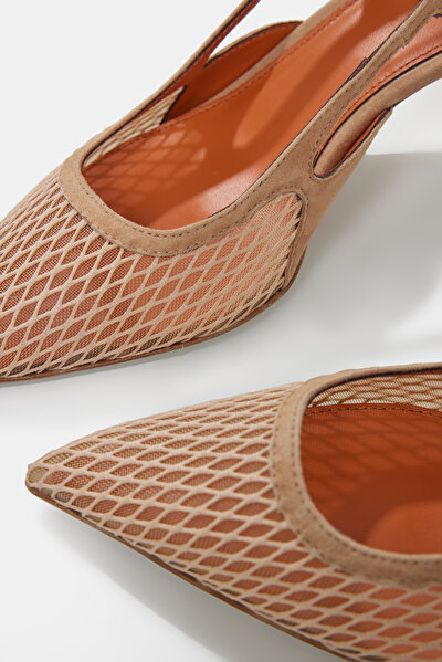 BEIGE LEATHER SHOES 4