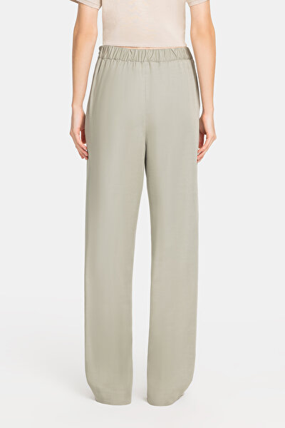 KHAKI TROUSERS 4