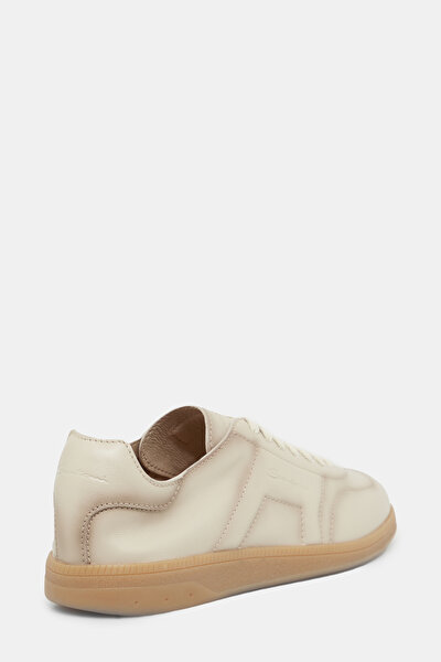 BEIGE LEATHER SHOES 3