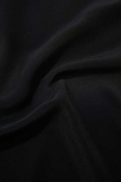 BLACK SLEEVELESS SUSPENDER BLOUSE 4