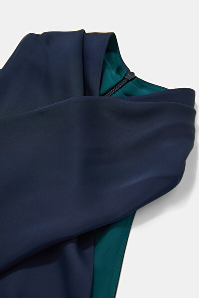 GREEN SLEEVELESS BLOUSE 8