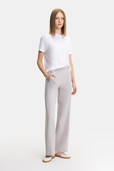 WHITE BASIC / ROUND NECKLINE SHORT SLEEVE TSHIRT 3