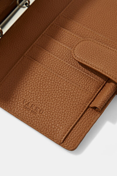 TAN LEATHER VAIROUS ACCESSORIES 5