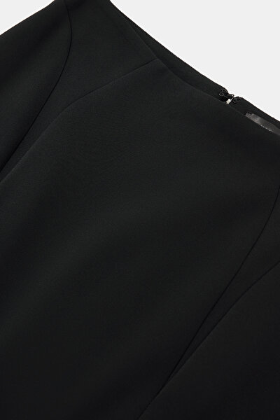 BLACK SKIRT 3