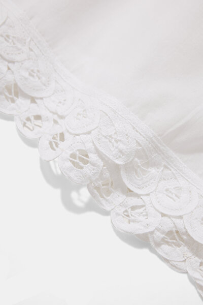 WHITE SLEEVELESS SUSPENDER BLOUSE 4