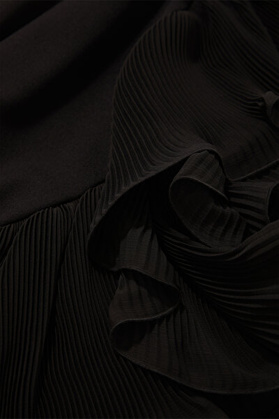DRESS 5