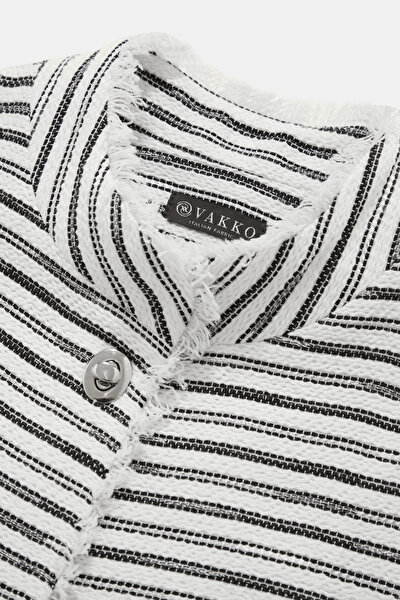 SILVER UPRIGHT COLLAR JACKET 9