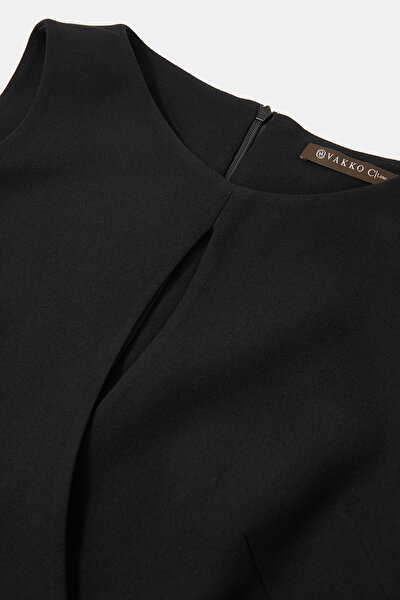 JUMPSUIT 3