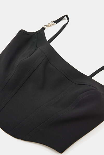 BLACK SQUARE SLEEVELESS SUSPENDER BLOUSE 3