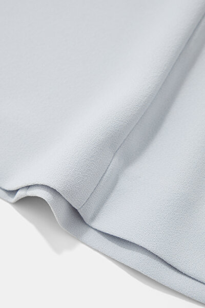 GREY CLEAVAGE SHORT SLEEVE BLOUSE 4