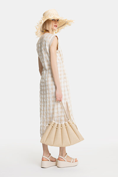 BEIGE SLEEVELESS MIDI DRESS 3