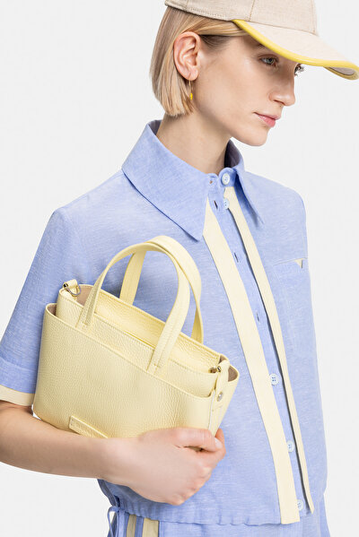 YELLOW SHORT SLEEVE SHIRT 5