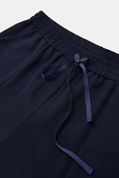 NAVY BLUE SKINNY LEG TROUSERS 3