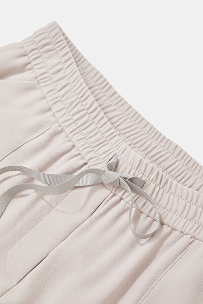 BEIGE SKINNY LEG TROUSERS 3