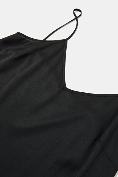 BLACK V NECK SLEEVELESS SUSPENDER BLOUSE 3