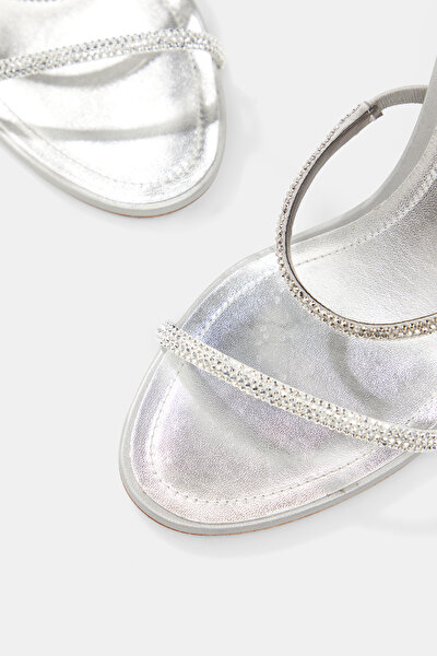 SILVER JEWELLED SHOE 5