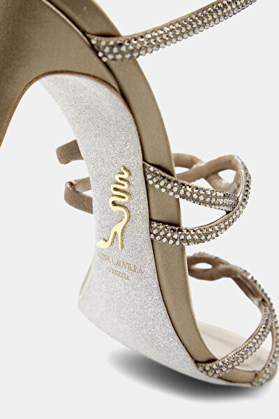 MINK JEWELLED SHOE 5