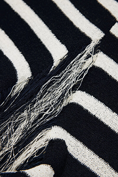 NAVY BLUE STRIPED PATTERNED SKIRT 4
