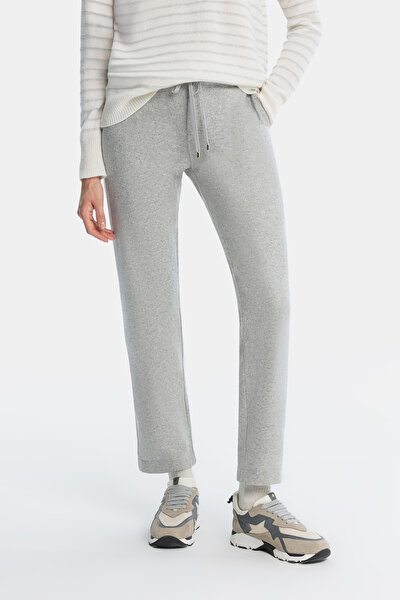 AÇIK GRİ DAR PAÇA SPOR PANTOLON 3