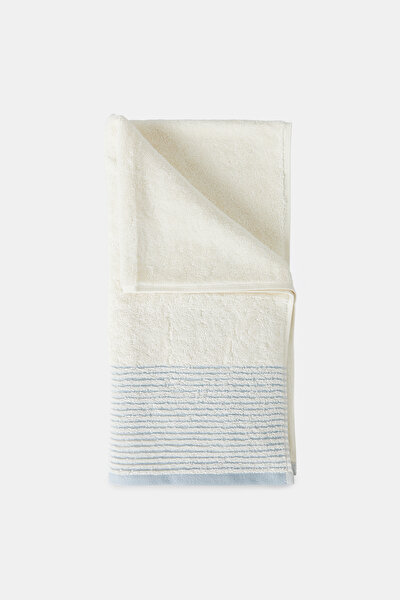 TOWEL 4