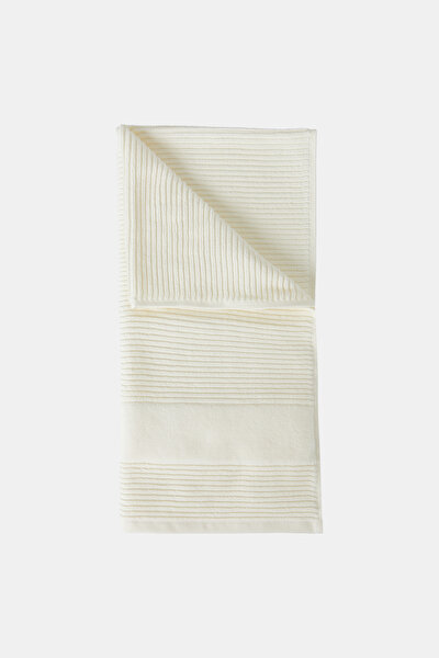 TOWEL 4