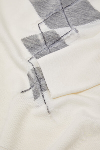 GREY UPRIGHT COLLAR TRICOT 8