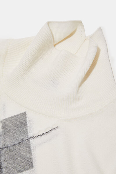 GREY UPRIGHT COLLAR TRICOT 10