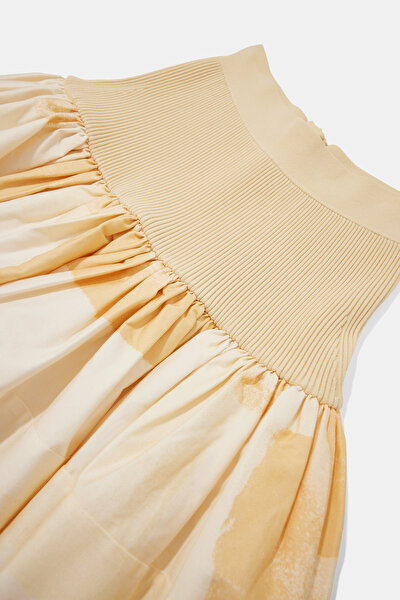 LIGHT ORANGE DESIGN FILLED SKIRT 3