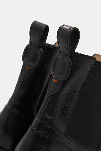 BLACK LEATHER BOOT 5