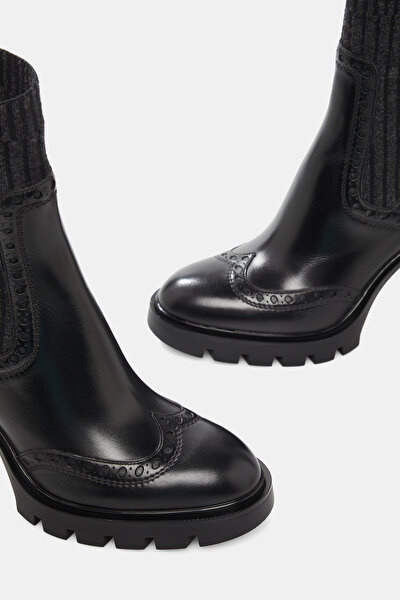 BLACK LEATHER BOOT 5