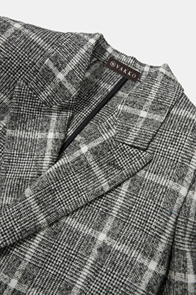 ECRU SURPLICE NECKLINE (CROSS-OVER NECKLINE) JACKET 9