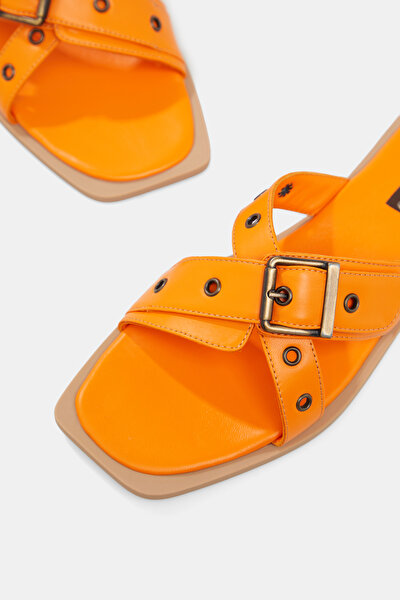 ORANGE LEATHER SLIPPER 4