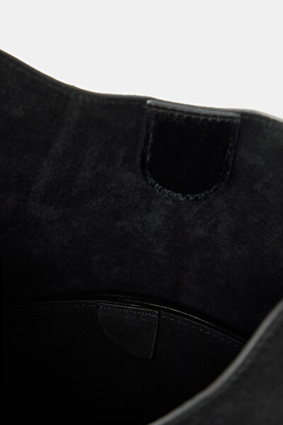 BLACK LEATHER BAG 9