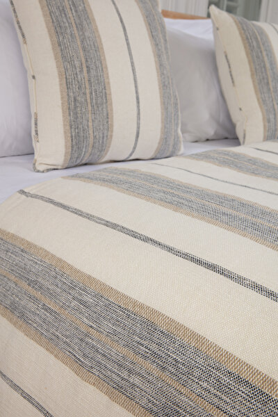 BEDSPREAD 3
