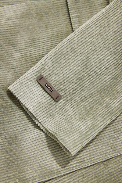 KHAKI JACKET 13
