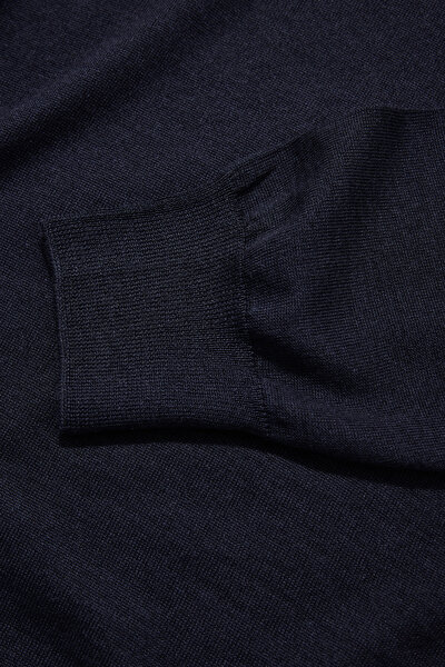 NAVY BLUE POLO NECK TRICOT 8