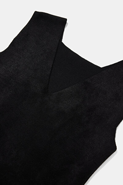 BLACK SLEEVELESS DRESS 8