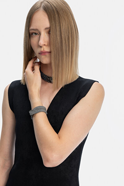 BLACK SLEEVELESS DRESS 4