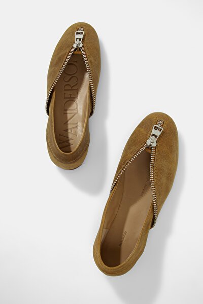 TAN FLAT SHOES 5