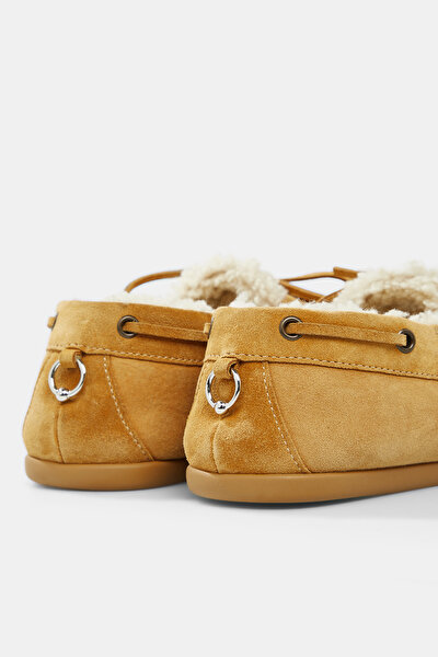 CAMEL LOAFER 4
