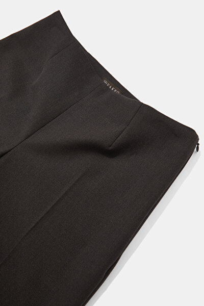 BROWN SKINNY LEG TROUSERS 3