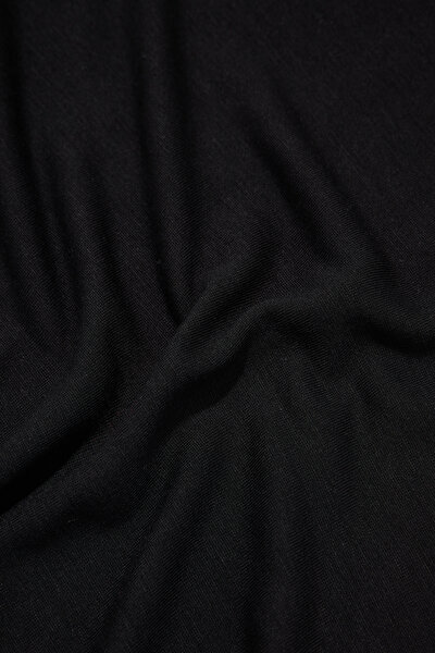 BLACK BASIC / ROUND NECKLINE LONG SLEEVE TSHIRT 4