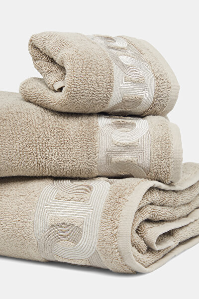 TOWEL 5