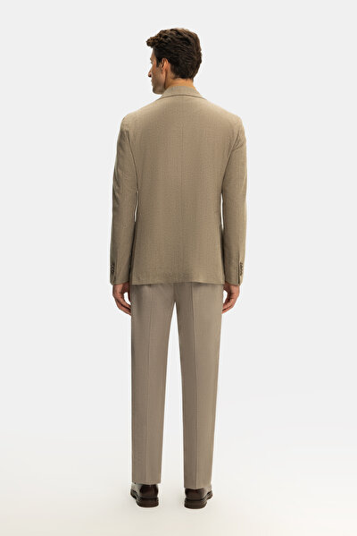 BEIGE JACKET 3