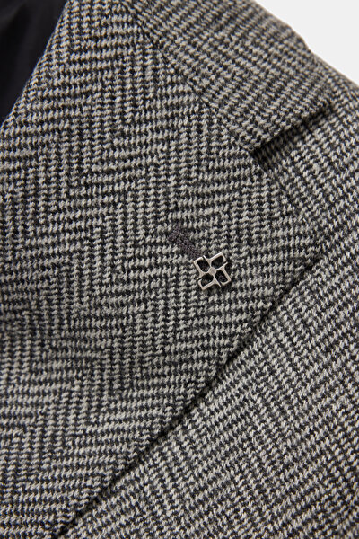 GREY JACKET 8