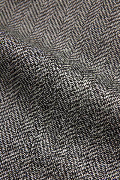 GREY JACKET 10