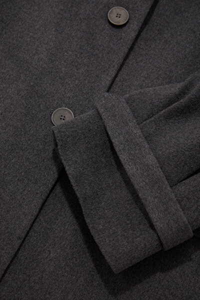 GREY OVERCOAT 4